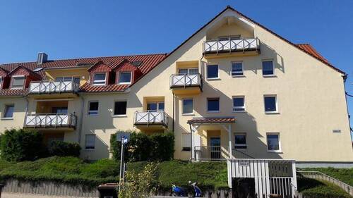 Hausvorderansicht.jpg - 2 schöne 1 Raum Eigentumswohnungen in einem Haus, Vermietet!