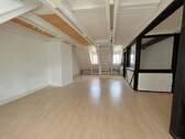 Zimmer 3, DG - 