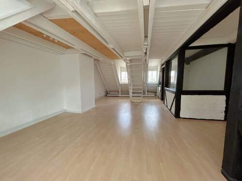 Zimmer 3, DG - 