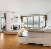 Stilvoll wohnen mit Weitblick - exklusive Wohnung mit Wintergarten, zwei Balkonen und Kamin - Radolfzell am Bodensee