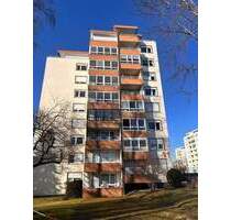 Fernsicht und Seesicht - 2 Zimmerwohnung im 7. Obergeschoss eines Hochhauses zu verkaufen - Radolfzell am Bodensee