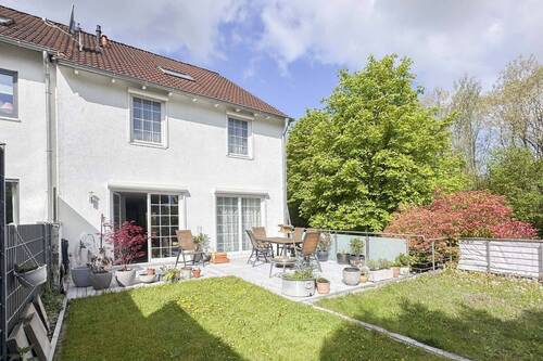 Garten - 6 Zimmer Einfamilienhaus zum Kaufen in Bonn