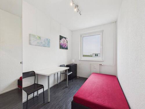 Zimmer 2 - 