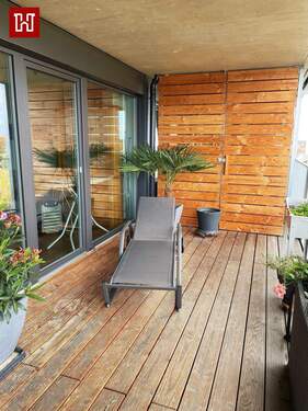 .. wie im Urlaub ! - Luxuriöse Wohnung im 5. Stock mit Aufzug und Mainblick !