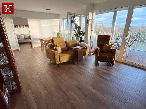 .. gehoben Wohnen ! - 3 Zimmer Etagenwohnung in Kitzingen