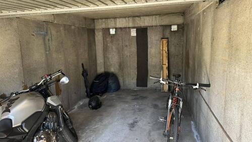 Garage - 