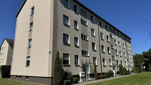 Hausansicht - 2 Zimmer Etagenwohnung zum Kaufen in Hannover