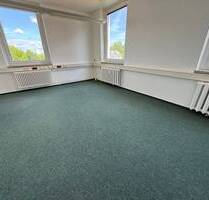 Büro- od. Praxisfläche mit Aufzug ins 4.OG Stellplätze u.v.m. - Chemnitz Bernsdorf