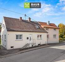 SOFORT FREI! Kleine Doppelhaushälfte in Holzheim