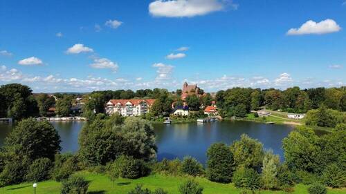 Blick zum anderen Ufer des großes Stadtsee´s - 