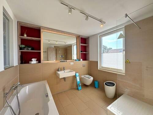 Vollbad mit Fenster - 