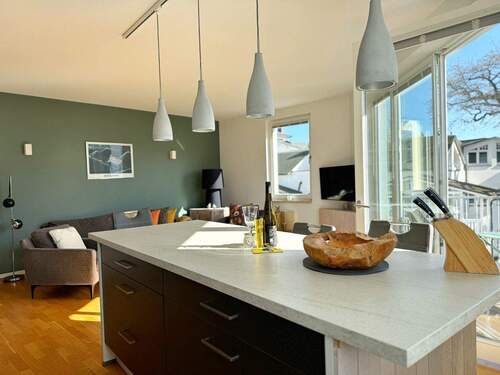 Wohn- Kochbereich - Etagenwohnung mit 86,00 m&sup2; in Binz zum Kaufen