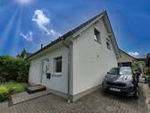 Vorderseite - 4 Zimmer Einfamilienhaus zum Kaufen in Schöffengrund