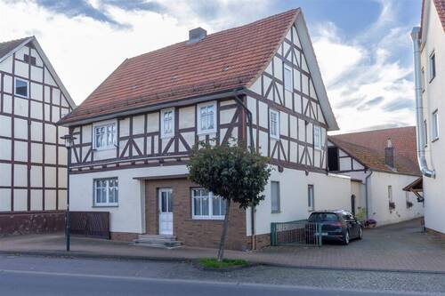 Seitenansicht - 5 Zimmer Einfamilienhaus zum Kaufen in Wehretal