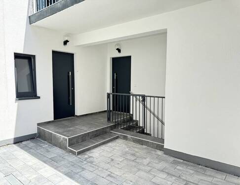 03. Wohnungseingang - 3 Zimmer Etagenwohnung in Worms / Hochheim