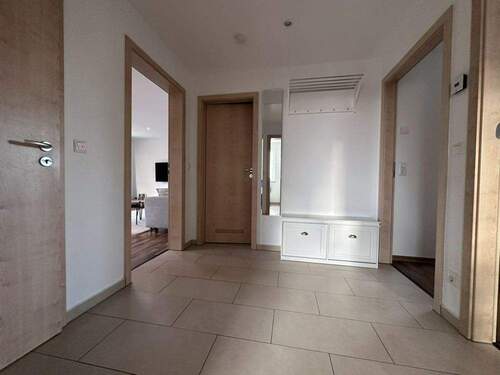 Dachgeschosswohnung - Flur - 