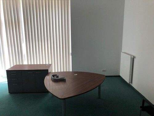 Büro2.jpg - 