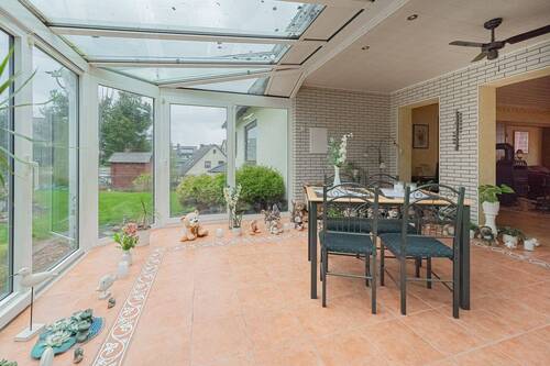 Wintergarten - Bungalow mit Souterrain in bester Wohnlage nähe Wald und Zentrum