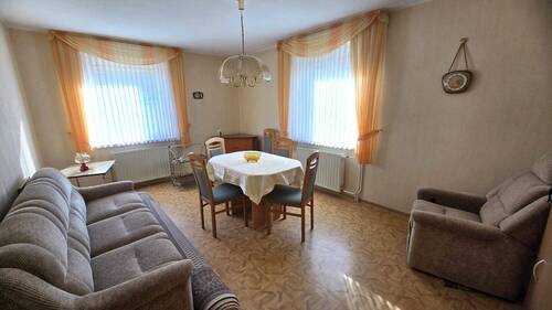 EG Wohnen - 7 Zimmer Einfamilienhaus in Eschwege