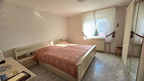 EG Schlafen - Einfamilienhaus mit 140,00 m&sup2; in Eschwege zur Miete