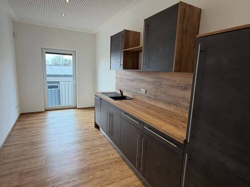 Personalraum - 3 Zimmer Büro in Langenpreising