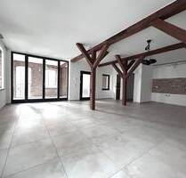 Altstadtflair trifft Moderne - exklusive 2-Zimmer-Wohnung mit Loggia - Vaihingen an der Enz