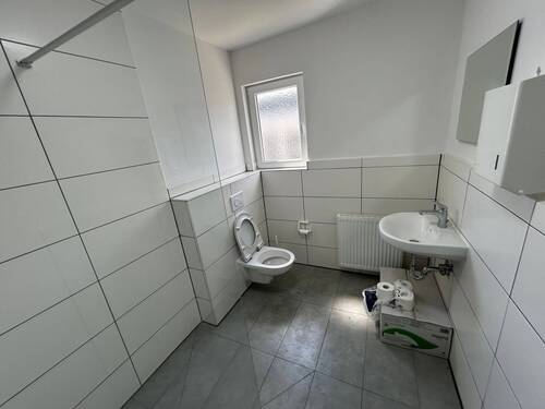 Bad mit WC/Dusche - 