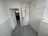 Bad mit WC/Dusche - 