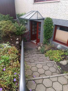 Weg zum Keller - 