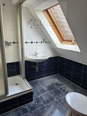 W2 Dachgeschoss Bad - 