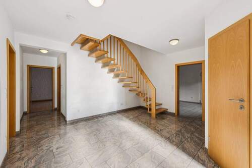Bild 2 - 6 Zimmer Einfamilienhaus zum Kaufen in Jüchen / Otzenrath