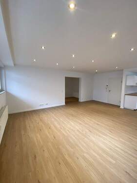 Wohn- und Esszimmer - 