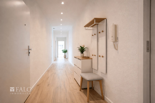Flur KI_generiert - 3 Zimmer Etagenwohnung zum Kaufen in München