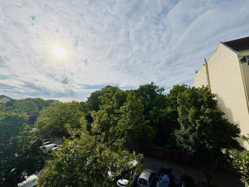 Blick vom Balkon - 3 Zimmer Einfamilienhaus zum Kaufen in Berlin