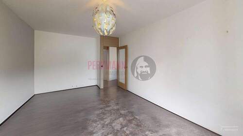 Wohnzimmer - 3 Zimmer Etagenwohnung in München