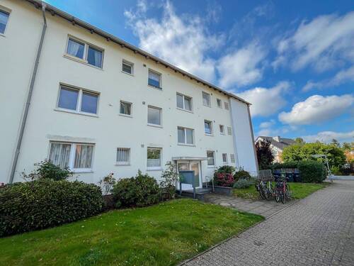 Außenansicht Hauseingang I - Vermietete 4-Zimmer-Eigentumswohnung in zentraler Lage (Oldenburg-Eversten) - ohne Käuferprovision!