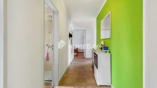 Flur 1 - 