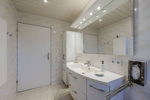 Badezimmer Einliegerwohnung - 