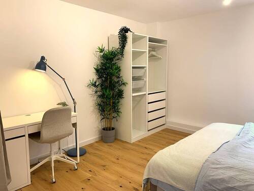 Schlafzimmer Ansicht 2 - 