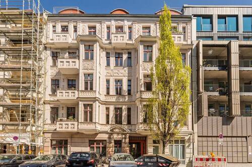 Fassade Straßenseite frontal - 