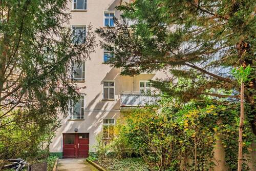Innenhof - Etagenwohnung mit 43,60 m&sup2; in Berlin zum Kaufen