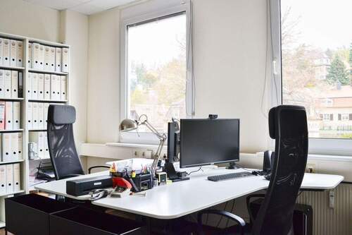 Büro 3 - 