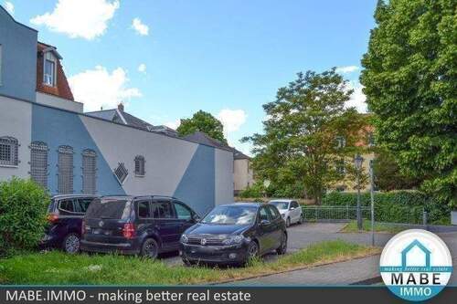 Parkflächen - Büro mit 92,00 m&sup2; in Dresden zur Miete