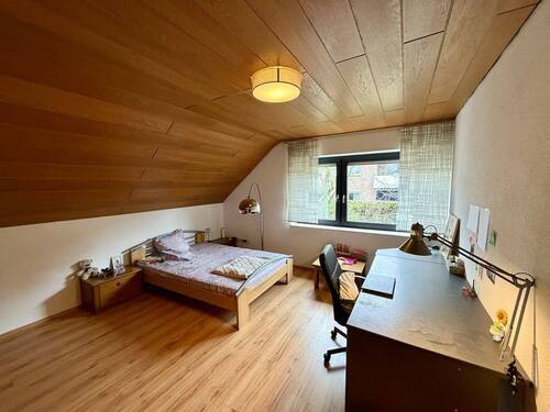 Schlafzimmer 2 DG - 