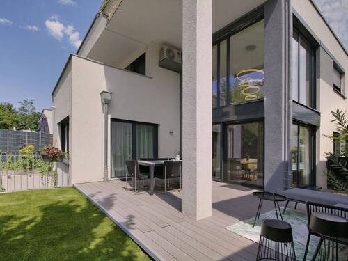 Bild 1 - Toplage trifft Design: Ihr neuwertiges Familienhaus mit Stil und Galerie