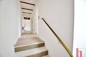 Heller Flur - 