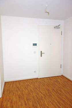 Flur - 2 Zimmer Etagenwohnung zur Miete in Hamburg