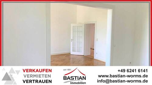 Headfoto - Büroetage mit Stil: 'Zugkräftige' Lage gegenüber Bahnhof - gepflegter Altbau - helle Räume!