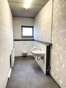 hintere Halle, WC 1 - 