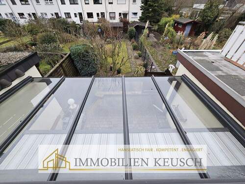 Blick von oben in den Garten - 